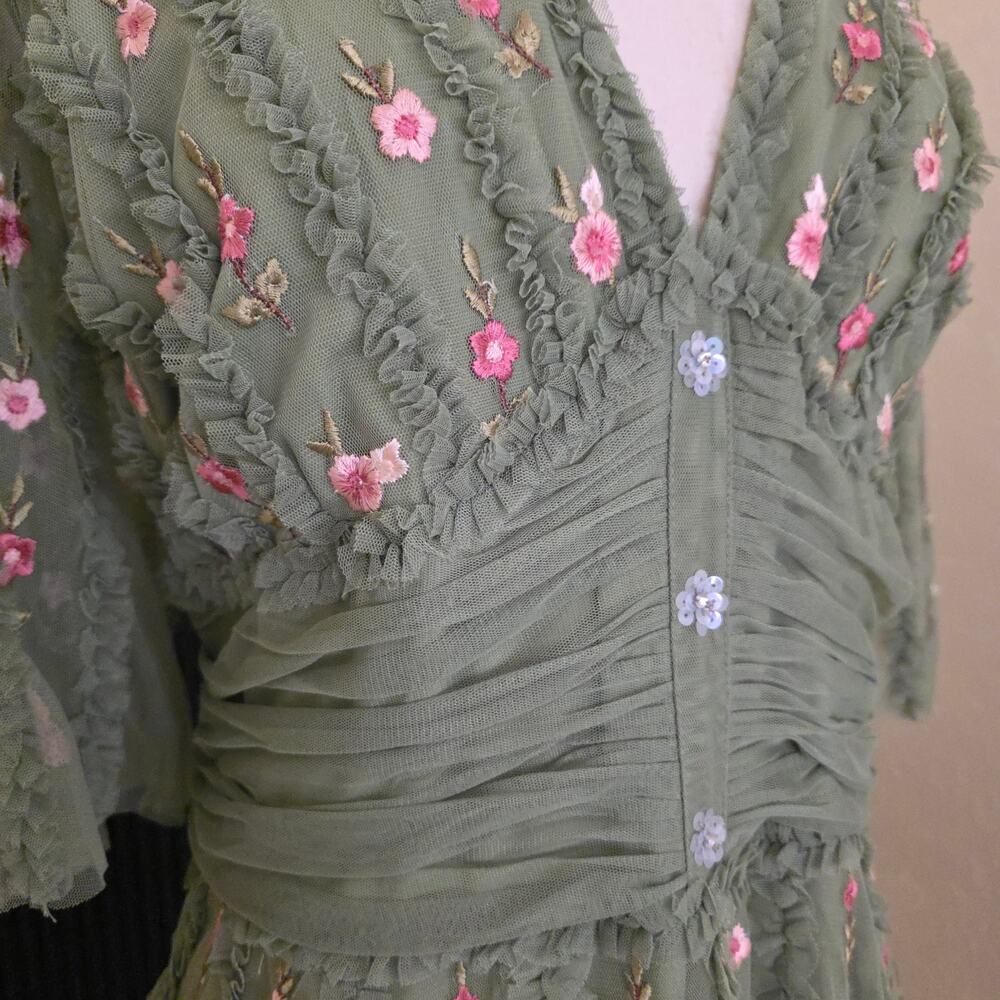 Mac Duggal 8028 Green Moss Floral Embroidered Tulle Gown Flutter Sleeve Dress 18 - Picture 4 of 14